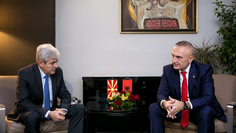 Meta takon kryetarët e partive në Maqedoni, diskutojnë për sfidat e përbashkëta (Foto)