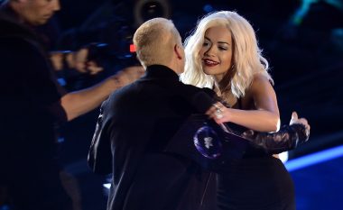 Eminemi dhe Rita Ora konkurrentë për vendin e parë pas performancave në MTV EMA (Foto)