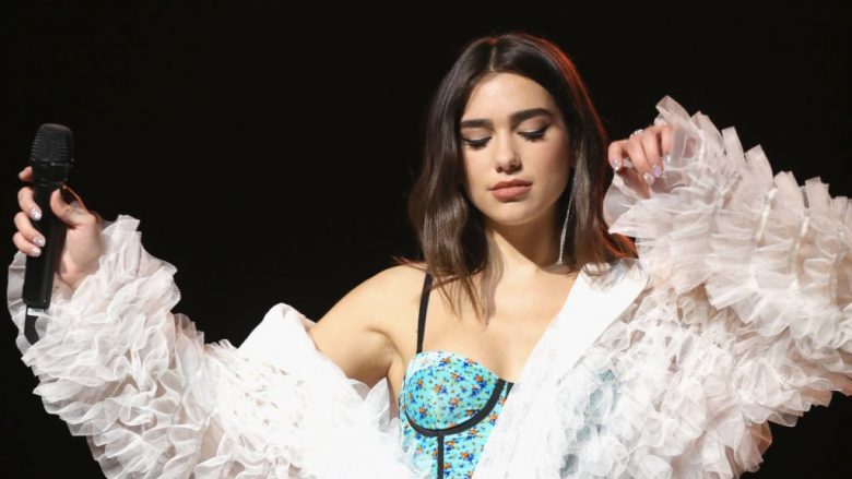 Gjysmë miliard klikime për katër muaj për “New Rules” nga Dua Lipa (Video)