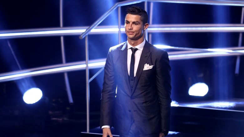 Dorëzohet Cristiano Ronaldo: Nuk kam kohë të bëj fëmijë tjetër (Foto)