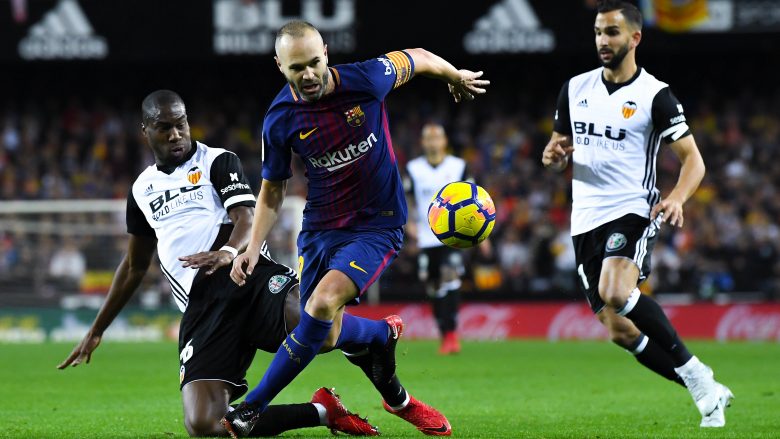 Përkundër të gjithave dhe gjithçkaje, Barça nuk befasohet nga Valencia dhe vazhdon të jetë e pamposhtur në La Liga (Video)