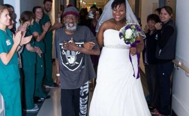 Organizoi ceremoninë martesore në spital, që edhe i ati të jetë i pranishëm (Video)