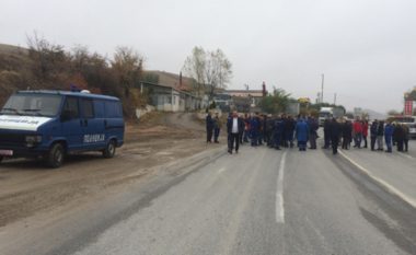 Rruga Kavadar-Drenovë e bllokuar për tre orë