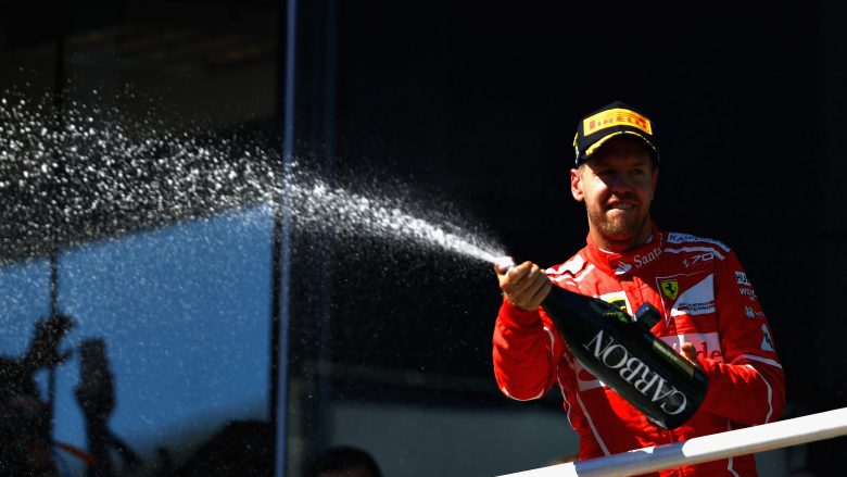 Vettel fiton garën e Brazilit