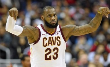 Si përgatiten më të mirët: Rituali interesant i ngrohjes i LeBron Jamesit (Foto, Video)