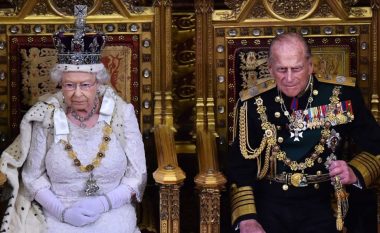 Mbretëresha Elizabeth dhe Princi Philip e festojnë 70 vjetorin e martesës