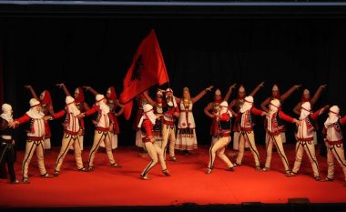 Maqedoni, do të themelohet ansambli i parë shqiptar i këngëve dhe valleve