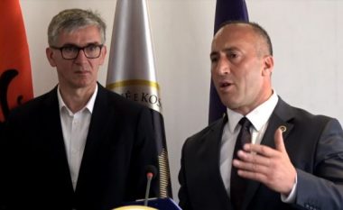 Vllahiu thotë se Haradinaj e kreu detyrimin kushtetues, me njoftimin e ambasadorëve rreth demarkacionit