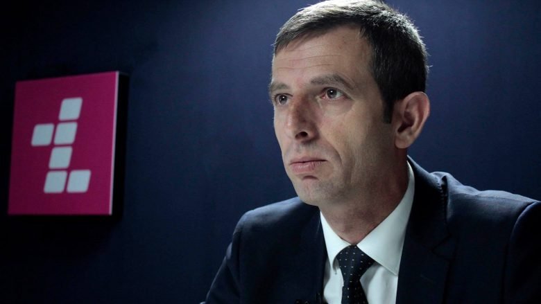 Drejtori i Doganës tregon se si u zbuluan dy milionë euro të falsifikuara, me destinacion Kosovën (Video)