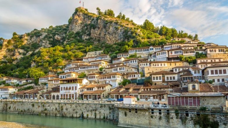 Rritet numri i turistëve që vizituan Shqipëri në janar, mbi 60,000 vetëm nga Kosova