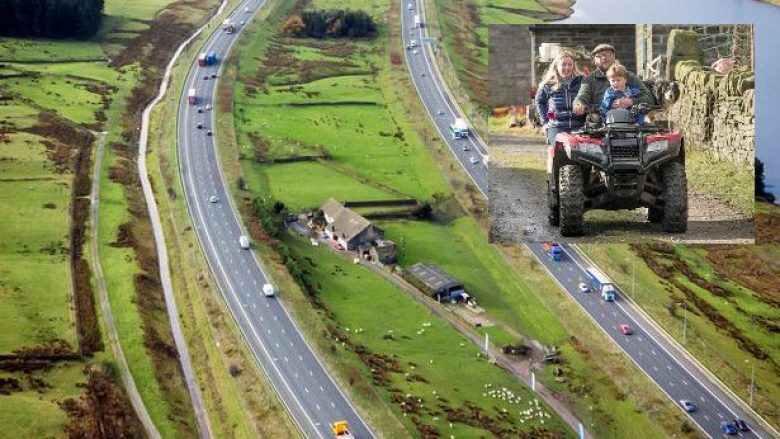 Çfarë gjendet aty dhe si jetohet brenda saj: Një nga shtëpitë më të famshme në Britani, e vendosur në mes të autostradës (Foto/Video)