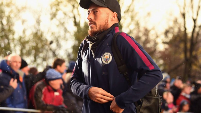 Zyrtare: David Silva rinovon kontratën me Man Cityn (Foto)