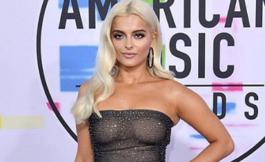 Bebe Rexha duket joshëse dhe elegante në fustanin shkëlqyes (Foto)