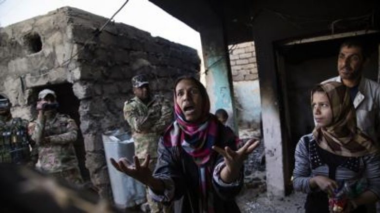 Çka do të ndodhë me gratë dhe fëmijët e militantëve pas rënies së ISIS-it? (Video)