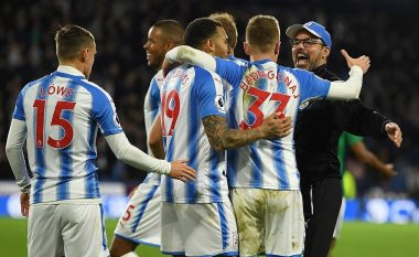 Hadergjonaj luan ndeshjen e parë si titullar te Huddersfieldi, befason me paraqitjen (Foto)