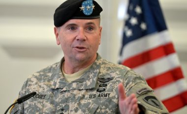 Komandanti i Forcave amerikane në Evropë tregon edhe sa do të qëndrojnë amerikanët në Kosovë