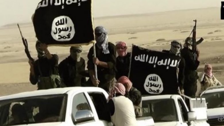 Kasapi i ISIS-it që priste kokën e fëmijëve dhe digjte njerëzit e gjallë