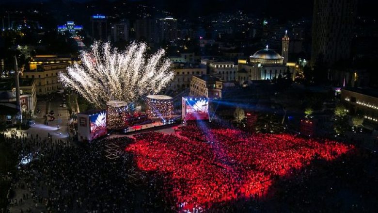 Emeli Sande performon në Tiranë (Foto)