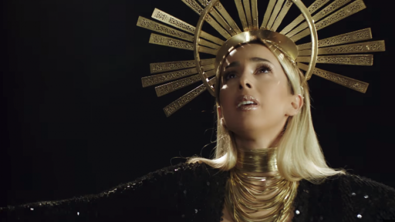 Premierë: Miriam Cani vjen si “Meteor”, me këngë e klip të veçantë (Video)