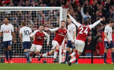 Mustafi rikthehet me gol, Arsenali triumfon ndaj Tottenhamit (Foto/Video)