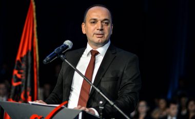 Mytaher Haskuka i VV-së kryetar i Prizrenit