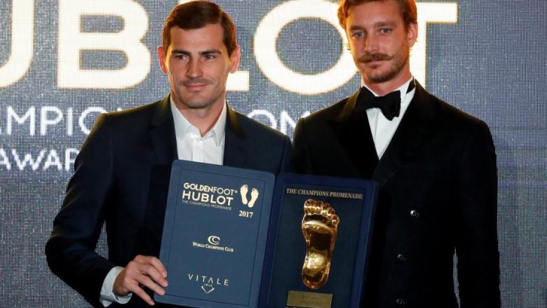 Casillas fiton çmimin për veteran, mposht Ronaldon dhe Messin