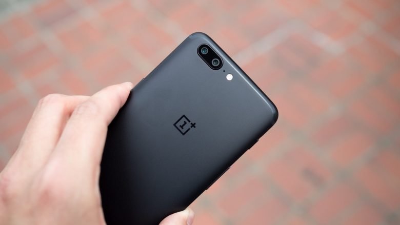 OnePlus promovon lansimin e 5T, vjen më 16 nëntor