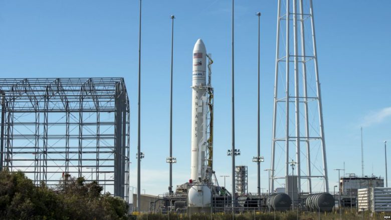 Shtyhet lansimi i raketës transportuese për në stacionin ndërkombëtar
