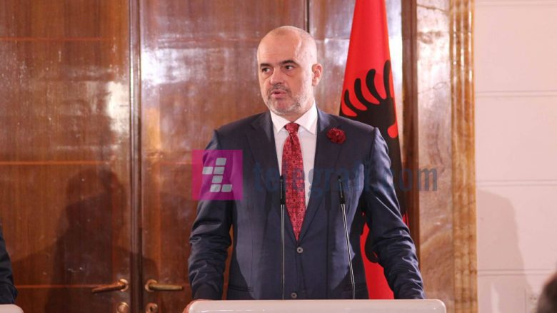 Edi Rama nga Korça: Askush nuk mund të na pengojë që të bëhemi shkronjës të historisë së Evropës moderne