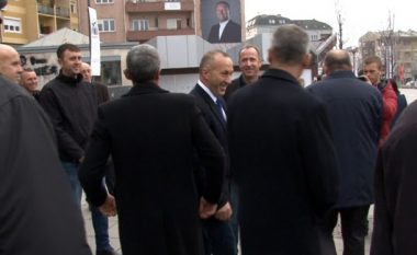 Veteranët refuzojnë ftesën e Haradinajt për homazhe te varri i Rugovës (Video)