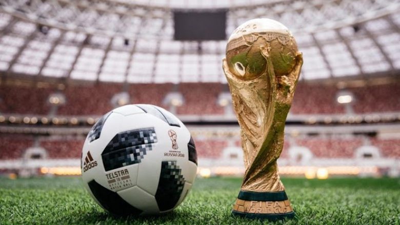 FIFA zbulon topin zyrtar “Telstar 18” për Kupën e Botës “Rusia 2018” (Foto)  