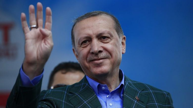 Erdogan në Greqi, vizita e parë e një presidenti turk pas 65 vitesh
