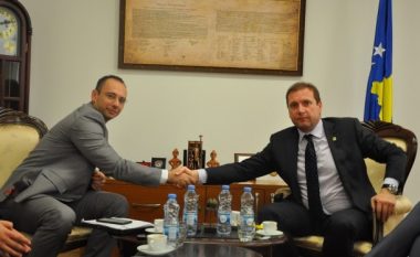 MPB e gatshme të pajisë të gjithë qytetarët me dokumente të Kosovës