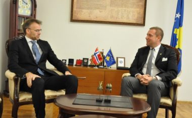 Sefaj takon ambasadorin norvegjez, flasin për luftimin e terrorizmit