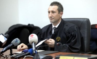 Xholev: Nuk ka pasur shkelje të ligjit gjatë arrestimit të deputetëve