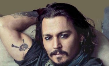 Del video e këngës ku Johnny Depp bën seks treshe (Video, +18)