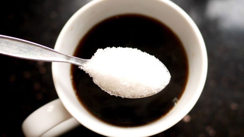 Sa gramë sheqer guxoni t’i konsumoni brenda ditës