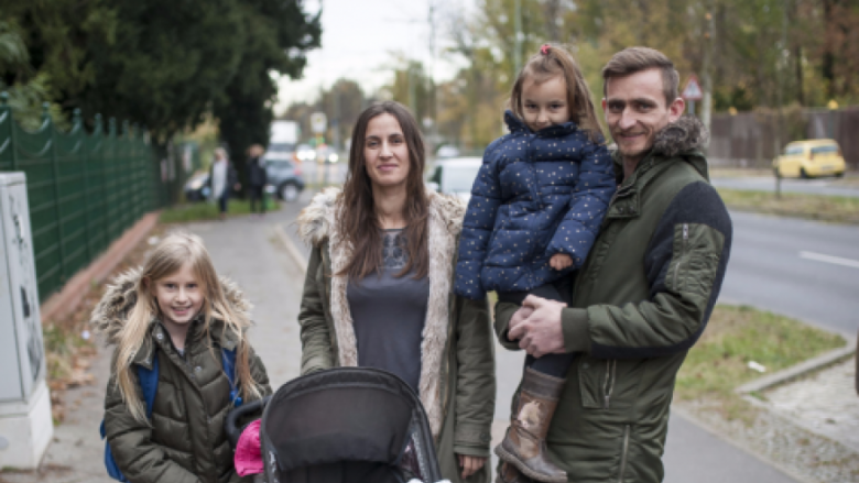 Familja shqiptare dëbohet në 3 të natës nga Gjermania