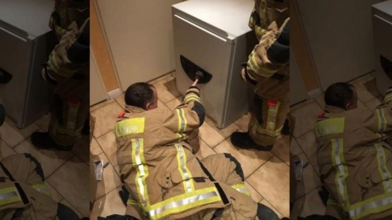 Vëllezërit po luanin fshehtas, njëri prej tyre vendosë të fshihet në kasafortë – detyrohen zjarrfikësit të intervenojnë që ta shpëtojnë (Foto)
