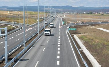 Për një periudhë të shkurtë tre aksidente në autostradën Tetovë – Shkup për shkak të kafshëve të egra