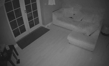 Aktivitet paranormal, në shtëpinë që dikur ishte spital (Video)