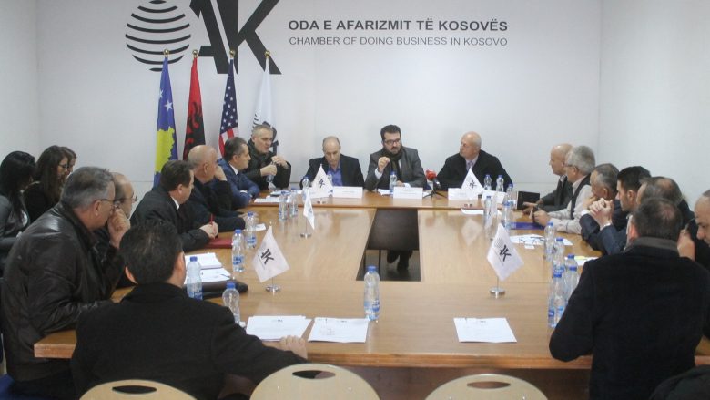OAK: Akciza e naftës në Kosovë, më e larta në rajon