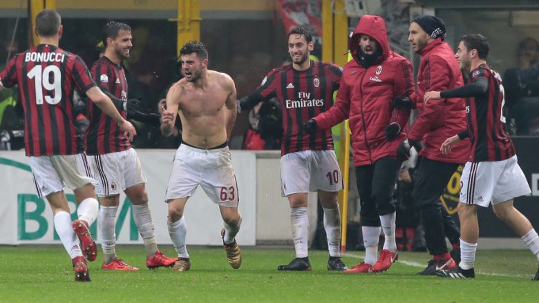 Milani mposht Interin në derbi dhe kualifikohet në gjysmëfinale të Kupës (Video)