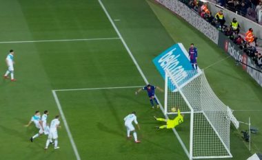 Suarez e tepron – provon të shënojë me stil, por portieri i Deportivos ia mohon golin (Video)