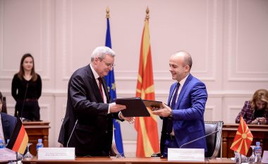 Gjermania dhuron nëntë milionë euro të pakthyeshme për Maqedoninë