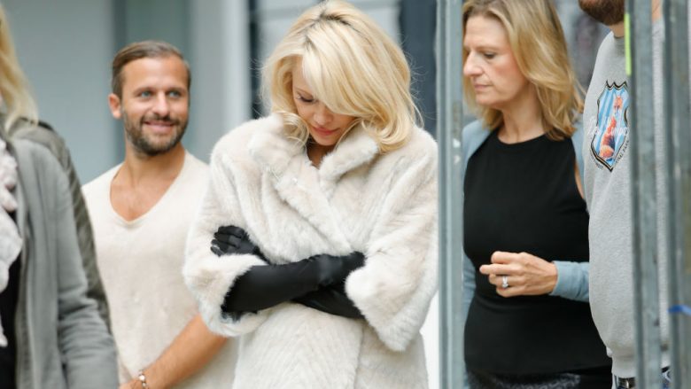 Pamela Anderson: Viktimat e Weinstein e dinin se çfarë po bënin kur shkuan tek ai (Foto)
