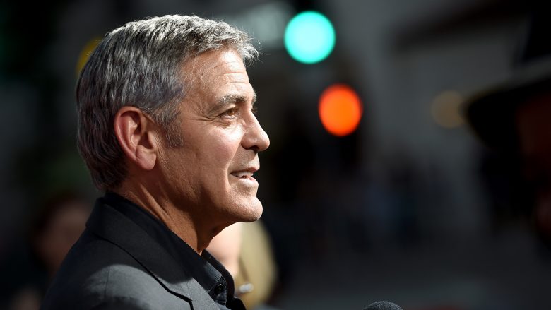 George Clooney u dhuroi 14 shokëve të tij të ngushtë nga një milion dollarë (Foto)