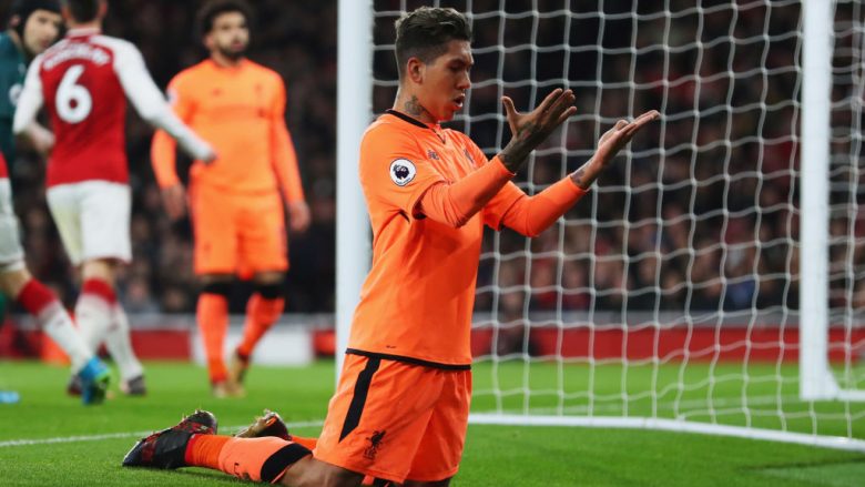 Vazhdon çmenduria në ndeshjen Arsenal – Liverpool, Firmino barazon rezultatin (Video)