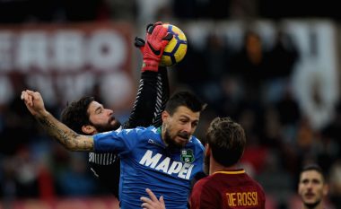 Roma lëshon pikë, barazon në shtëpi me Sassuolon (Video)