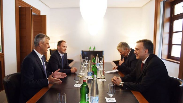 Thaçi takohet me presidentin e Malit të Zi, thotë se marrëdhëniet ndërshtetërore janë të forta